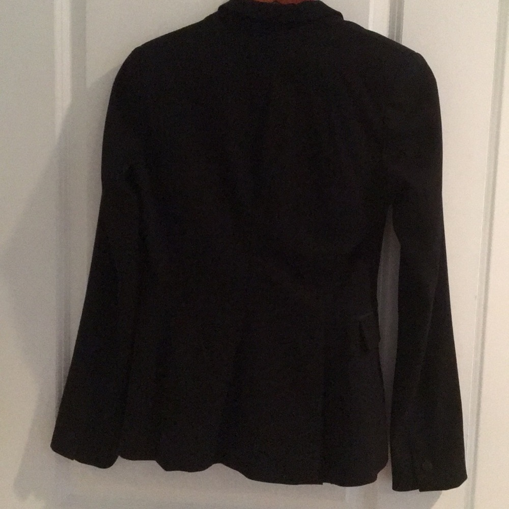Blazer - Picture 3 of 3